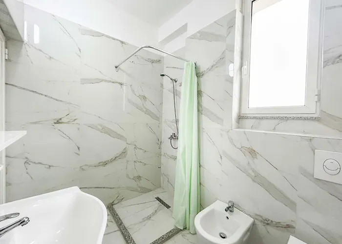 Porta Mare Апартаменты Голем